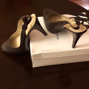 Nine West Realluvo Brown Slingbacks